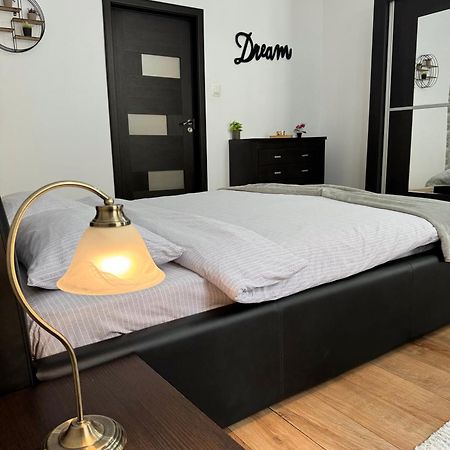 Ada'S Luxury Apartament&Studio - Old City 브라쇼브 외부 사진