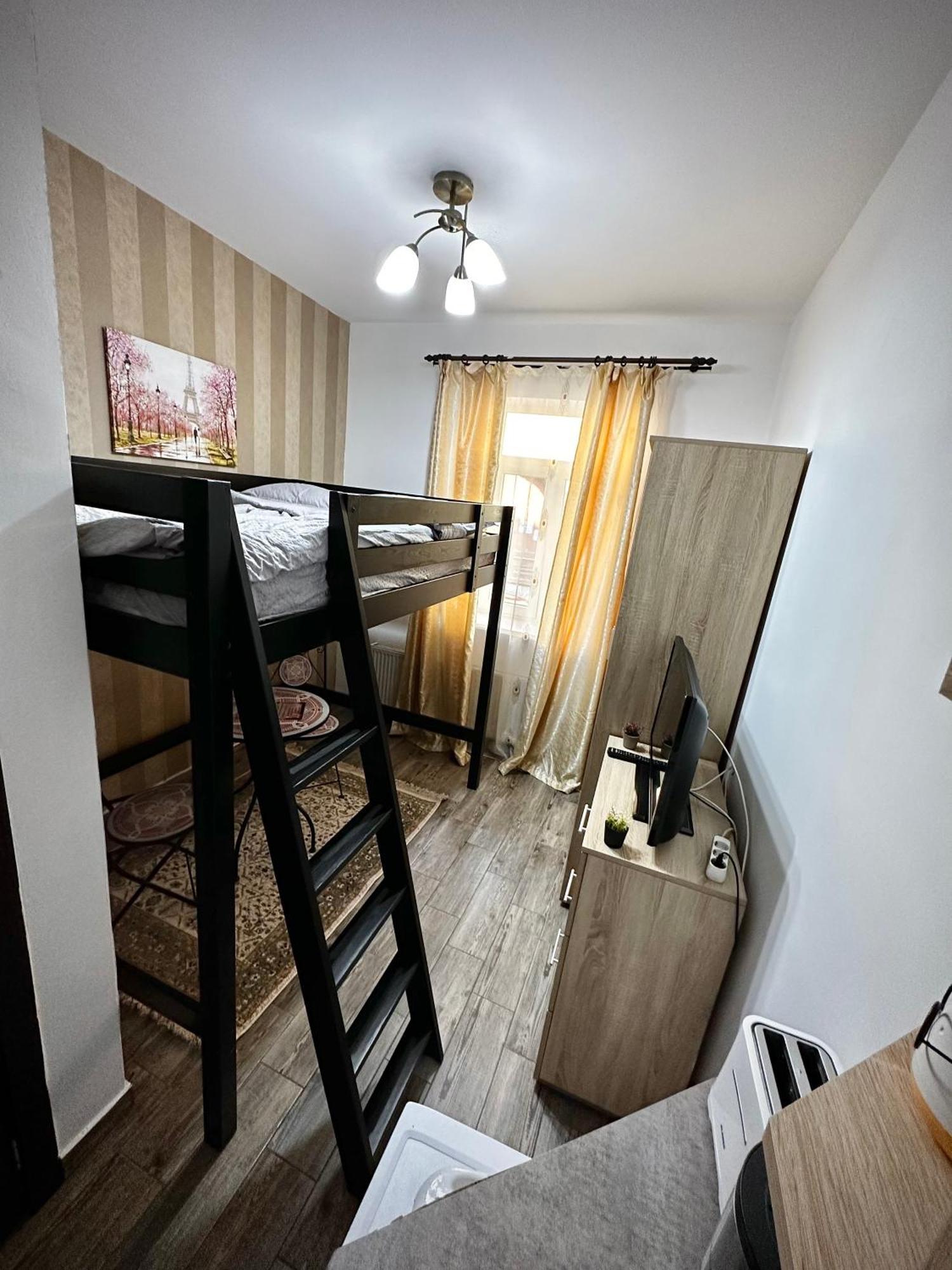 Ada'S Luxury Apartament&Studio - Old City 브라쇼브 외부 사진