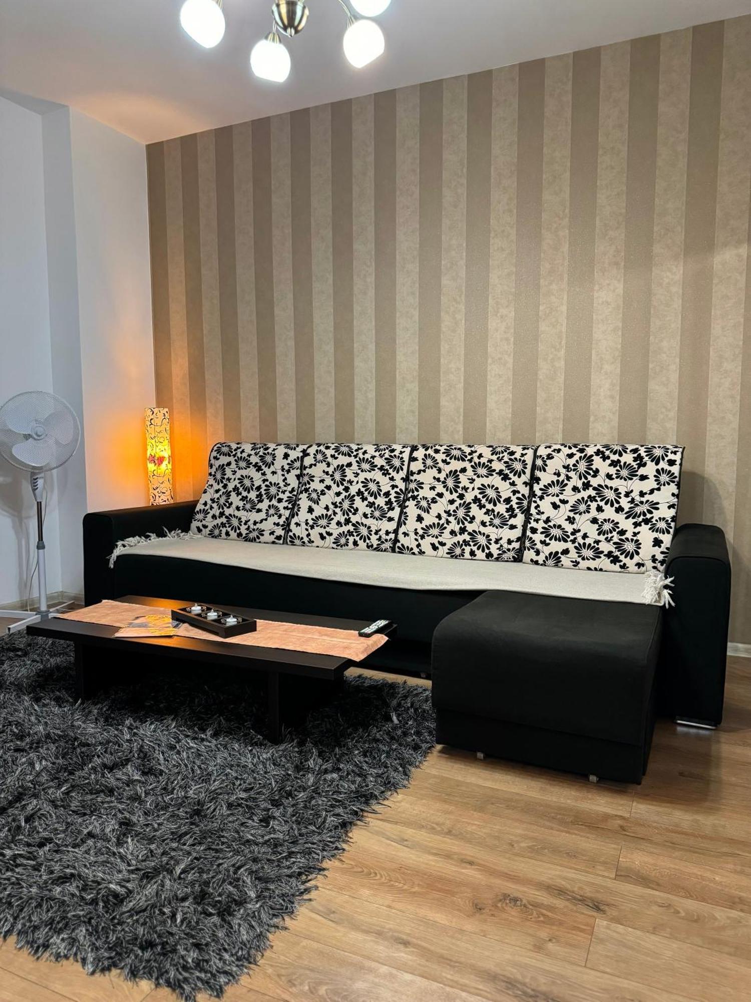 Ada'S Luxury Apartament&Studio - Old City 브라쇼브 외부 사진